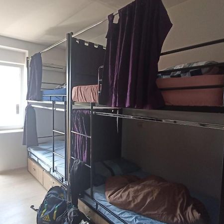 Newborn Comfort Hostel The Biggest Hostel Of Town With Best Location Pristina Extérieur photo