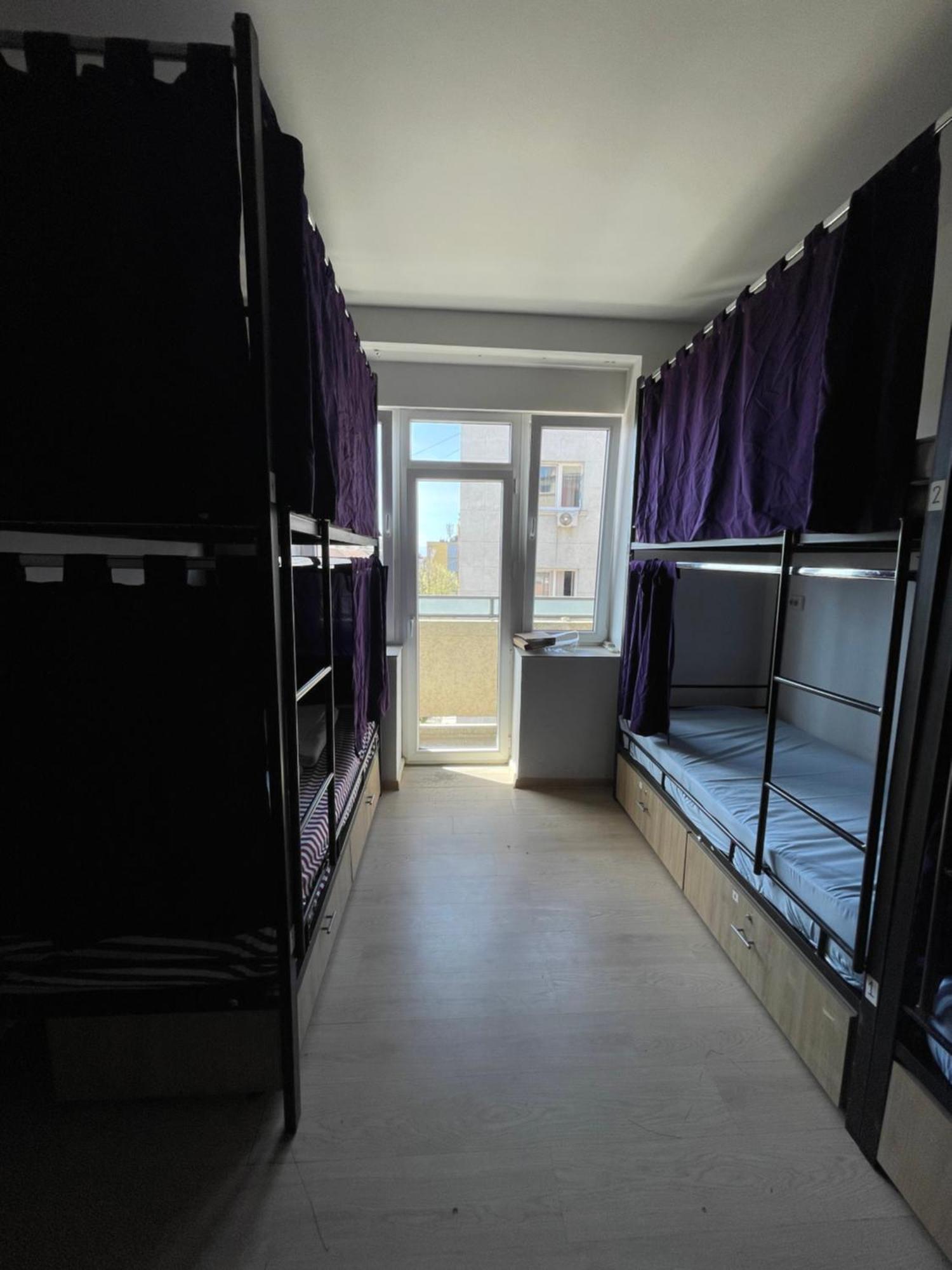 Newborn Comfort Hostel The Biggest Hostel Of Town With Best Location Pristina Extérieur photo