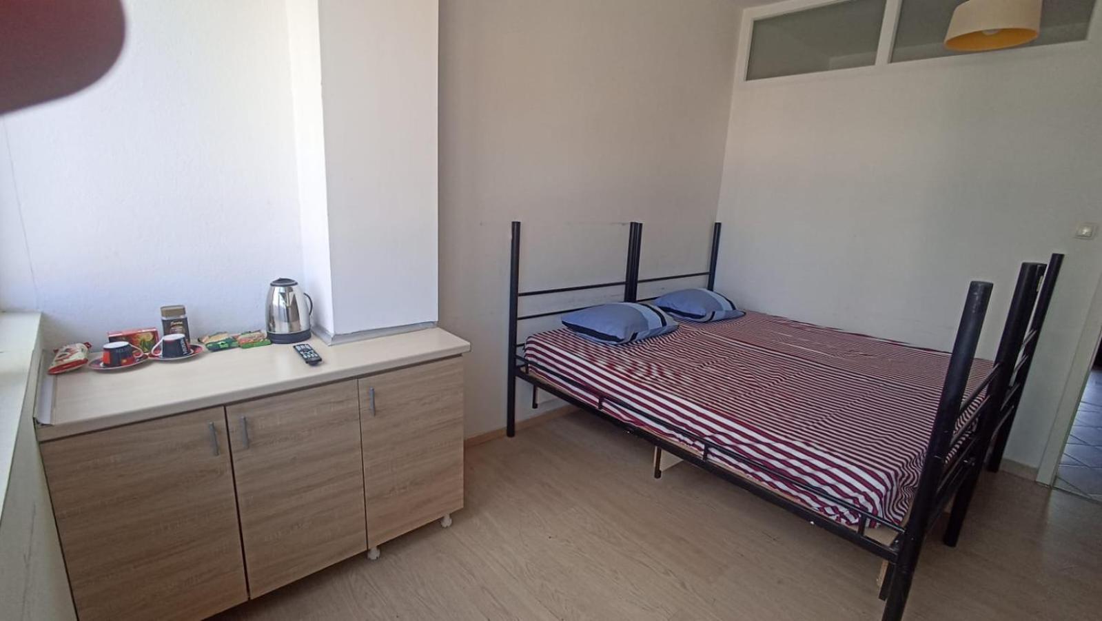 Newborn Comfort Hostel The Biggest Hostel Of Town With Best Location Pristina Extérieur photo