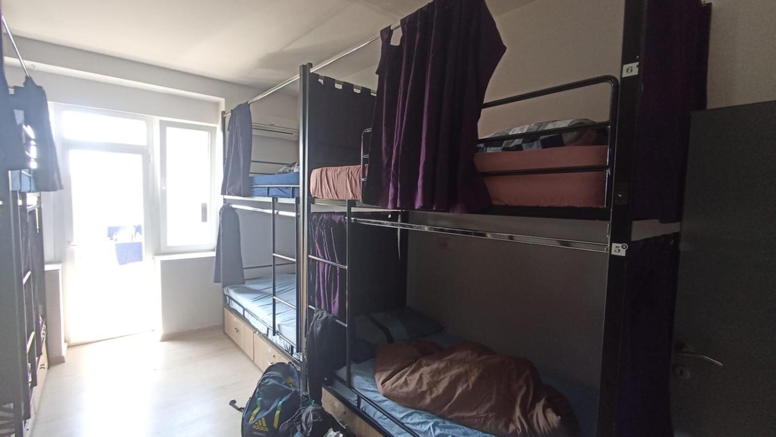 Newborn Comfort Hostel The Biggest Hostel Of Town With Best Location Pristina Extérieur photo
