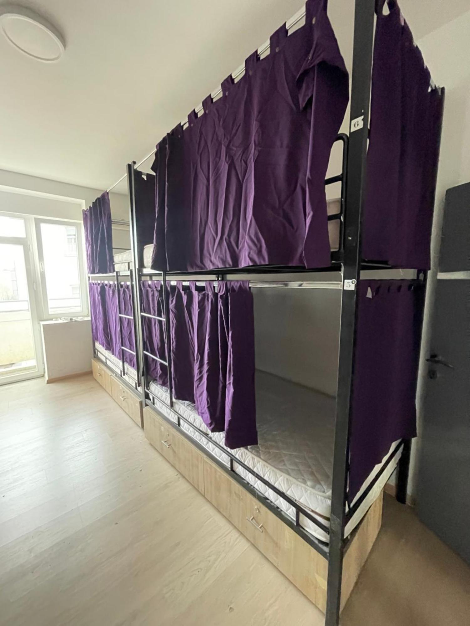 Newborn Comfort Hostel The Biggest Hostel Of Town With Best Location Pristina Extérieur photo