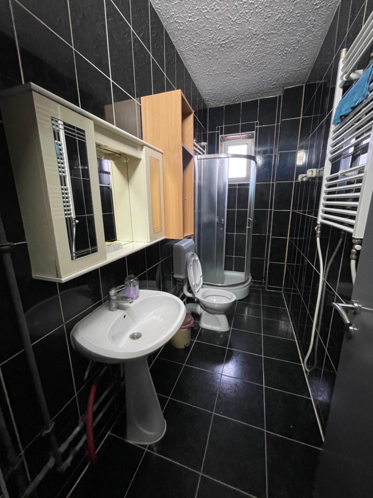 Newborn Comfort Hostel The Biggest Hostel Of Town With Best Location Pristina Extérieur photo